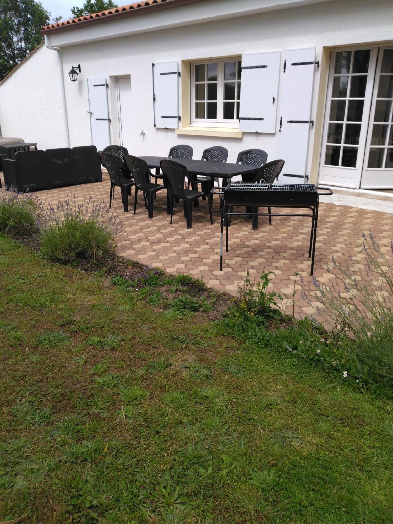 Villa Familly Avrillé Esterno foto